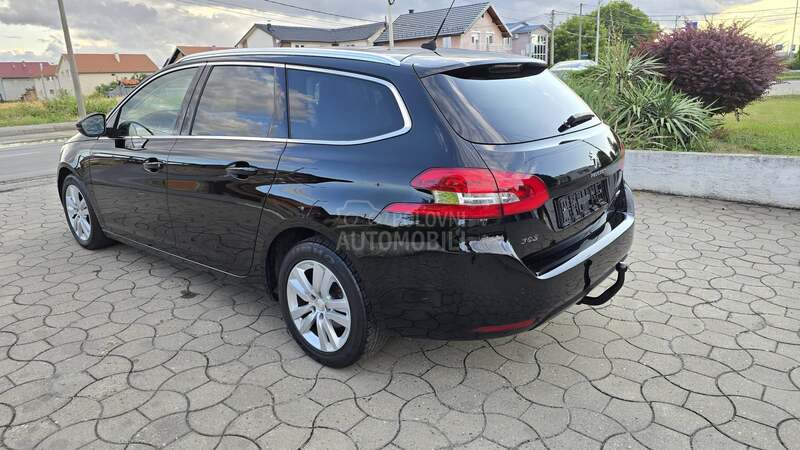 Peugeot 308 1.6 eHDI PANO