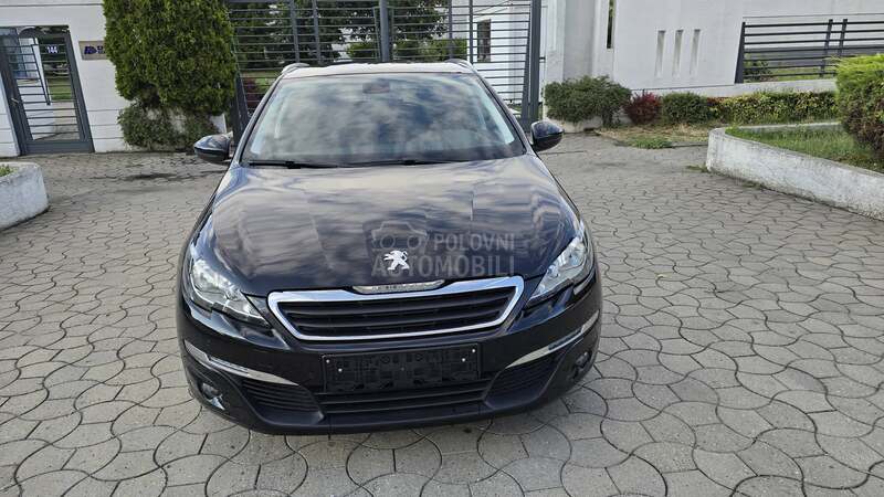 Peugeot 308 1.6 eHDI PANO