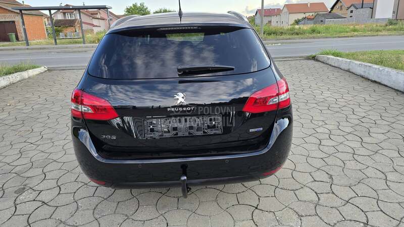 Peugeot 308 1.6 eHDI PANO