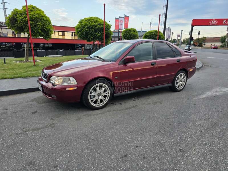 Volvo S40 1.8