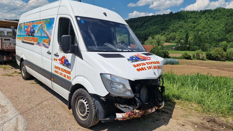 Mercedes Benz Sprinter 