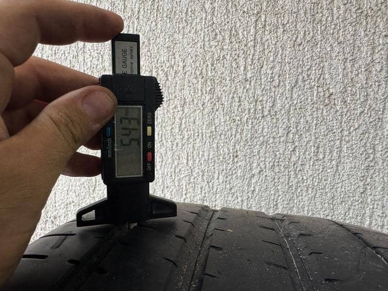 Pirelli 265/40 R21 Letnja