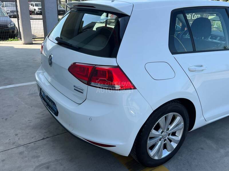 Volkswagen Golf 7 1.6TDI BLUEMOT/NAAV