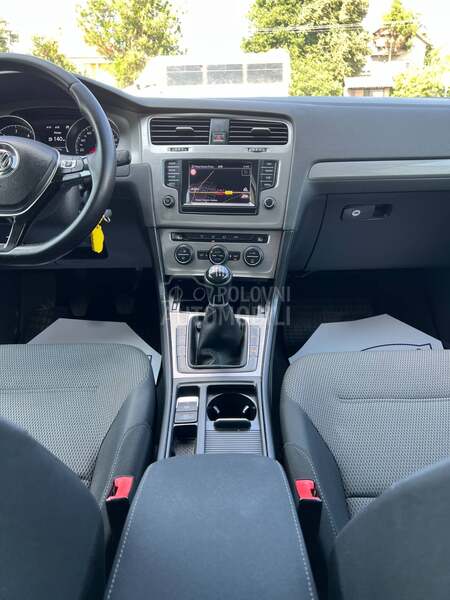 Volkswagen Golf 7 1.6TDI BLUEMOT/NAAV