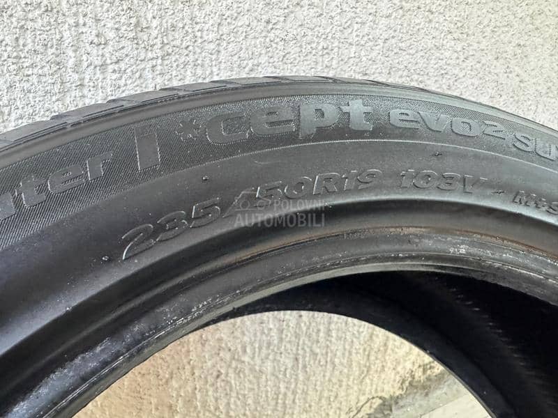 Hankook 235/50 R19 Zimska