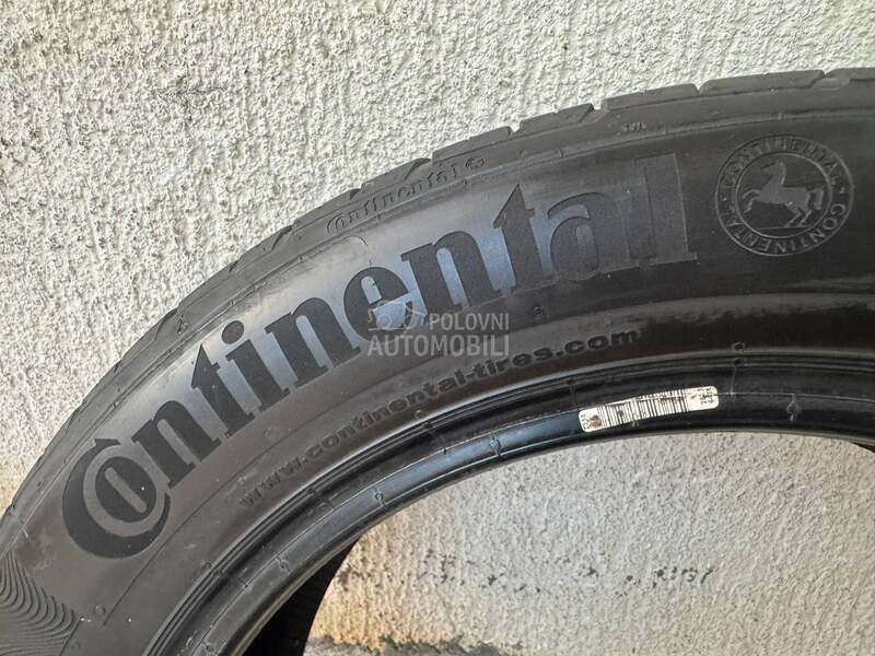 Continental 215/55 R17 Letnja
