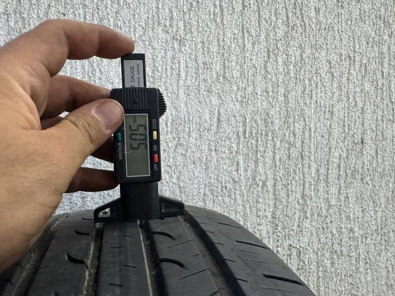 Goodyear 215/65 R16 Letnja