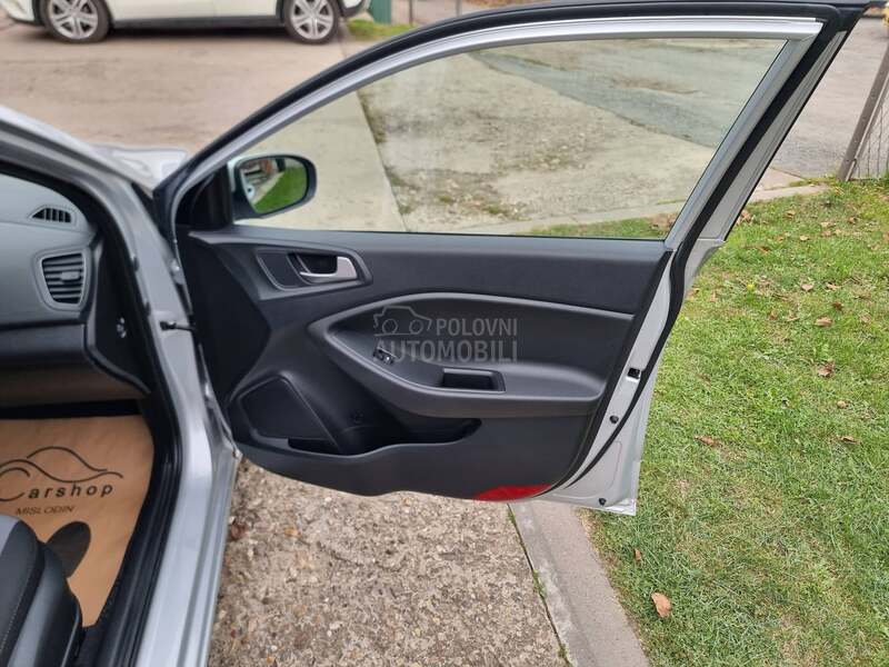 Hyundai i20 TNG