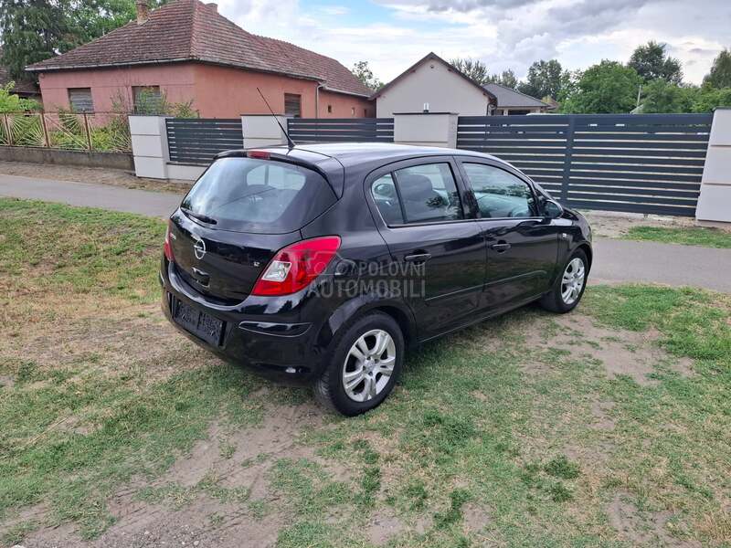 Opel Corsa D 1.2