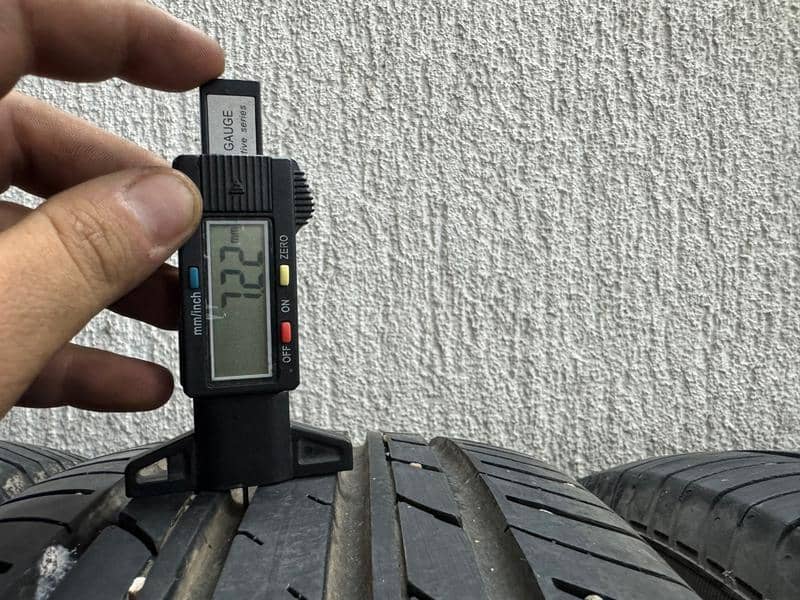 Yokohama 225/65 R17 Letnja