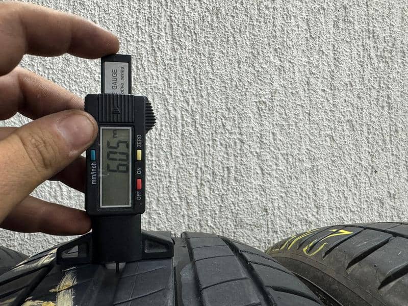 Michelin 215/65 R17 Letnja