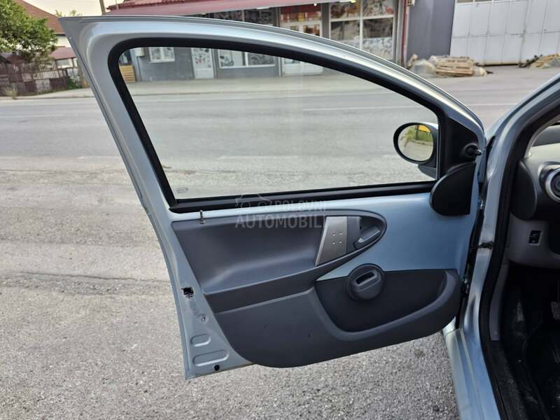 Toyota Aygo 1,4 D iz CH