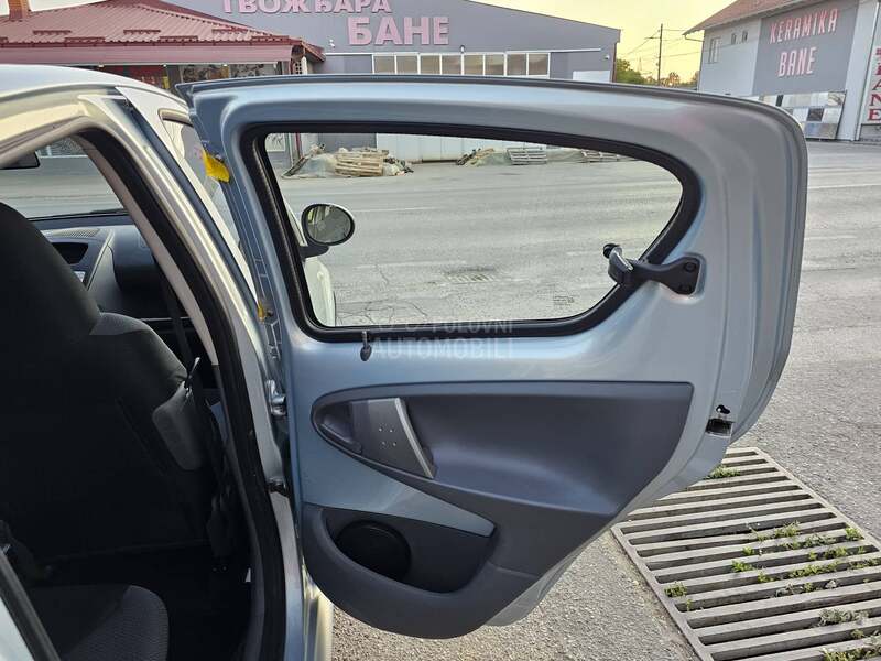 Toyota Aygo 1,4 D iz CH