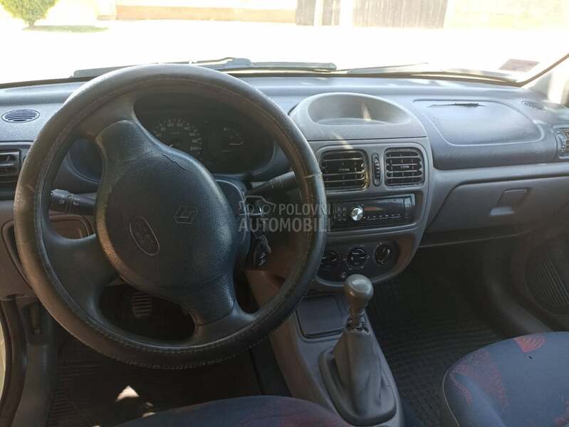 Renault Clio 1.9D t.e.k.r.e.g.