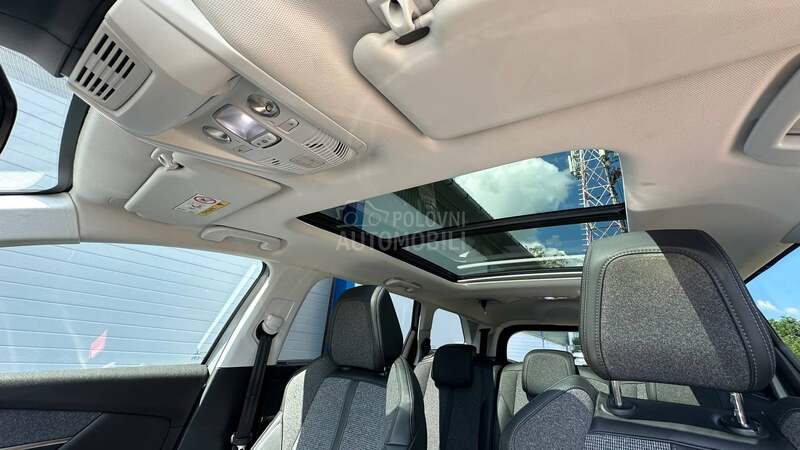 Peugeot 5008 ALLURE/PANO/PILOT