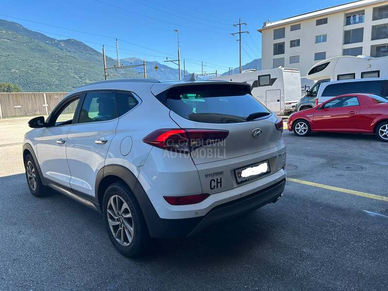 Hyundai Tucson 2.0CRDI 4x4/CH