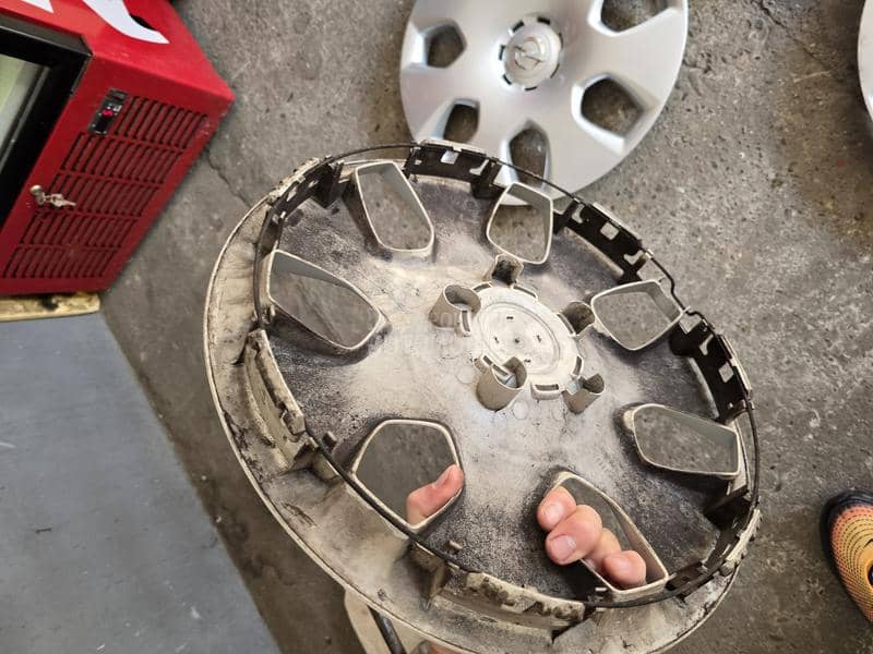 Ratkapne opel 16" Bez rupa