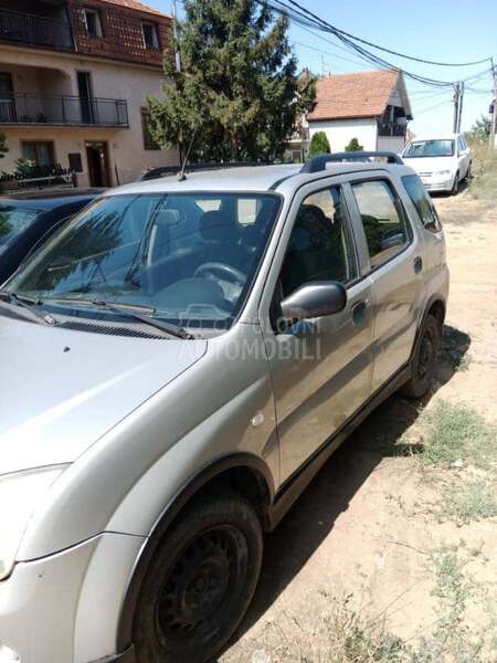 Suzuki Ignis 