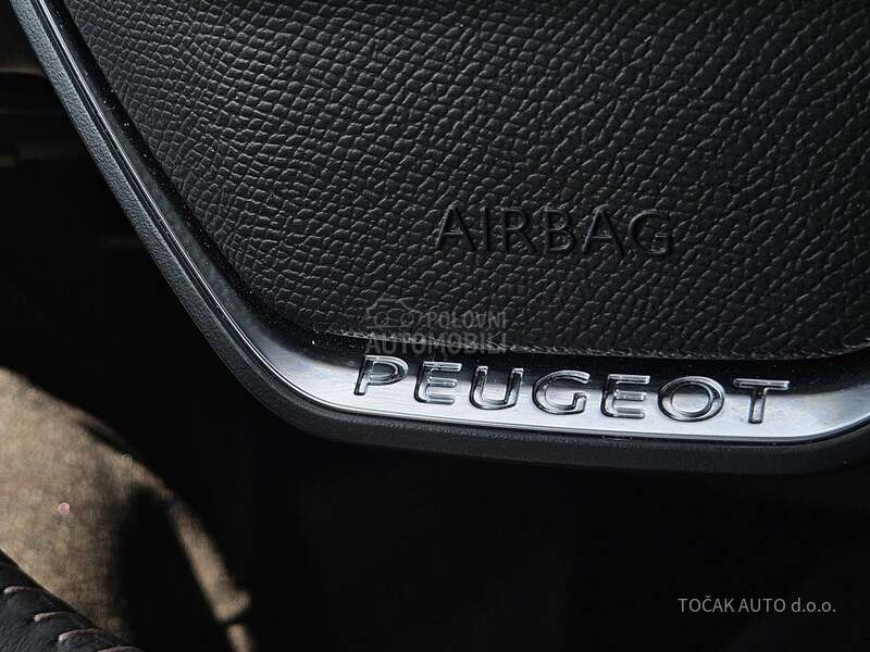 Peugeot 3008 Active Pack1.2E130AT