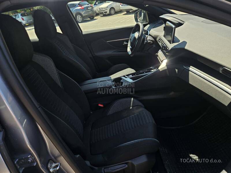 Peugeot 3008 Active Pack1.2E130AT