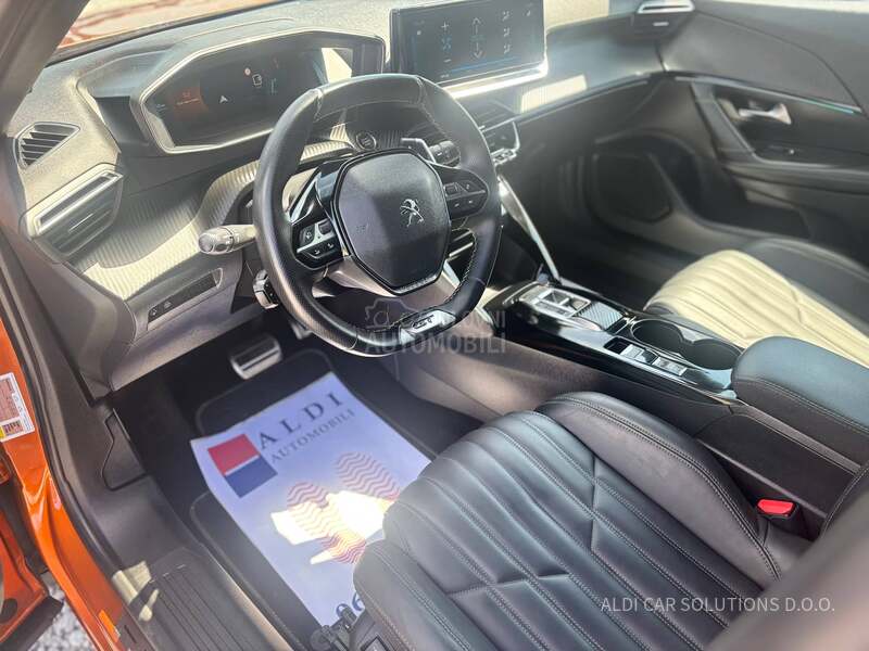 Peugeot 2008 1.2 Puretech GT