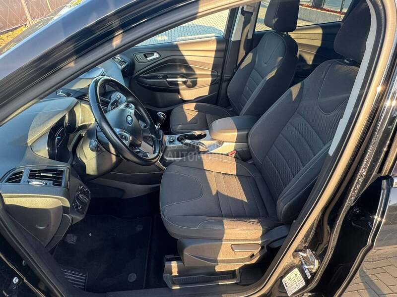Ford Kuga 