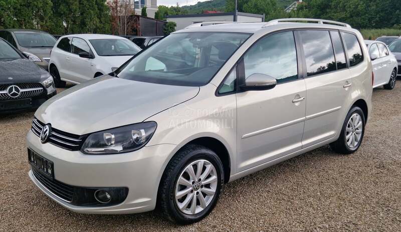 Volkswagen Touran DSG HIGHLINE