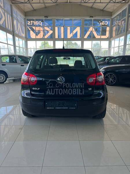 Volkswagen Golf 5 1.6B 102000 K M