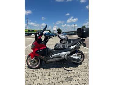 Gilera Nexus 500