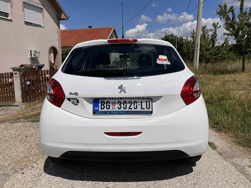 Peugeot 208 NAJJEFTINIJI NOV