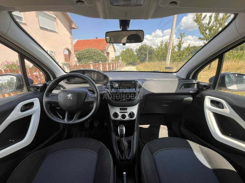 Peugeot 208 NAJJEFTINIJI NOV