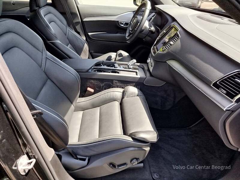 Volvo XC90 2.0 B5 AWD PLUS DARK