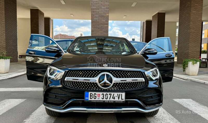 Mercedes Benz GLC 300 de 25.000K.M.