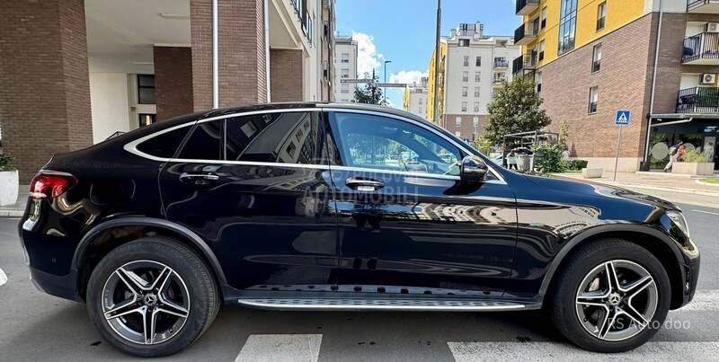 Mercedes Benz GLC 300 de 25.000K.M.