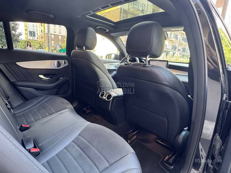 Mercedes Benz GLC 300 de 25.000K.M.