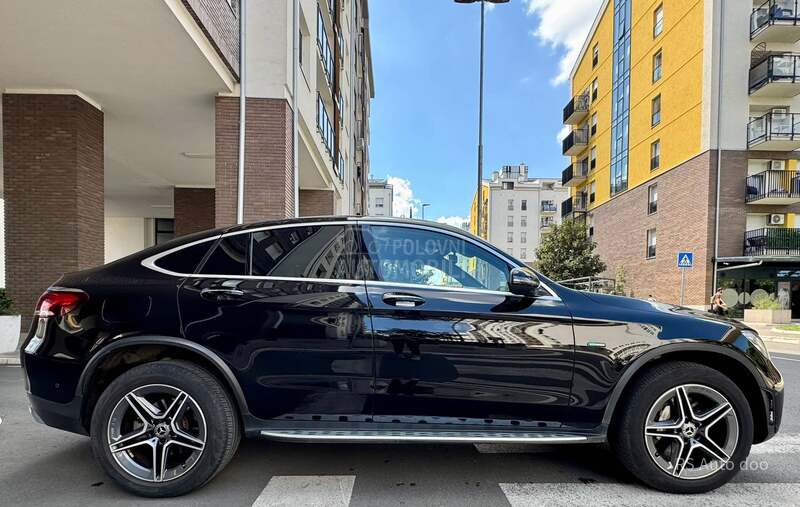 Mercedes Benz GLC 300 de 25.000K.M.