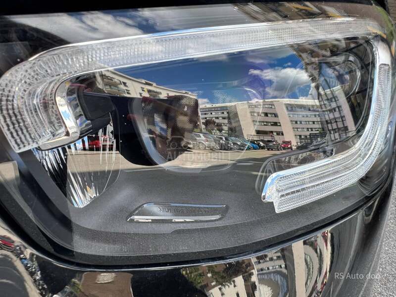 Mercedes Benz GLC 300 de 25.000K.M.