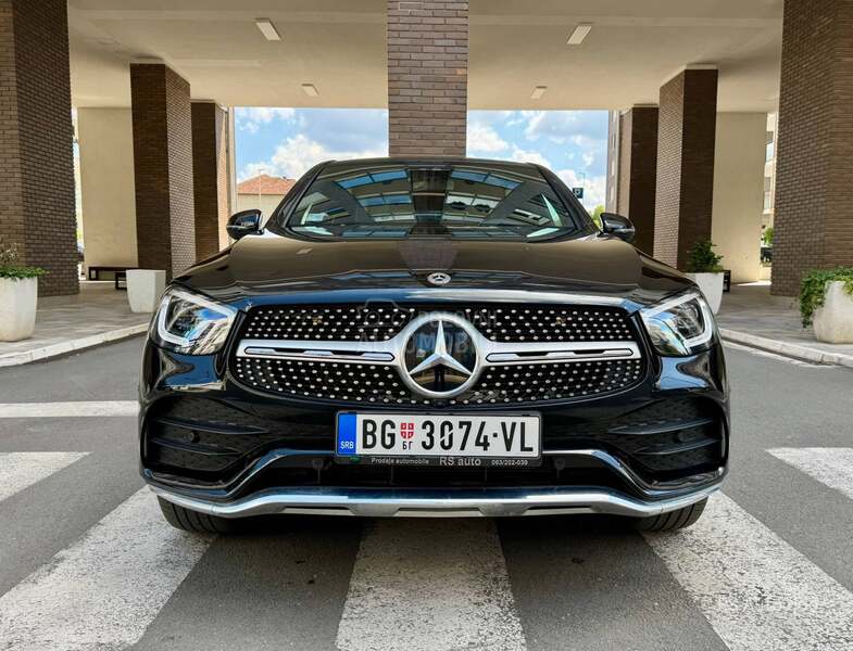 Mercedes Benz GLC 300 de 25.000K.M.
