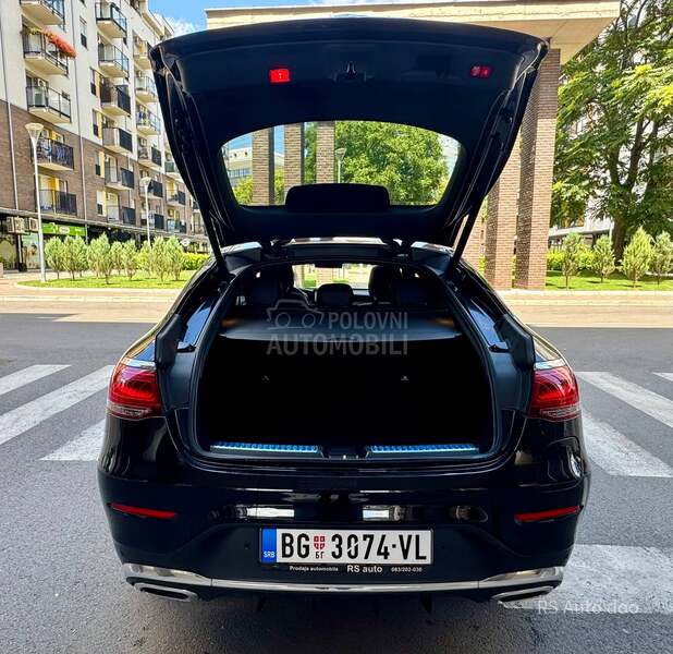 Mercedes Benz GLC 300 de 25.000K.M.