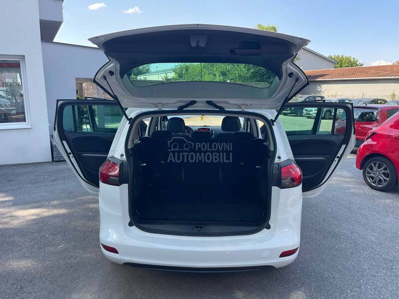 Opel Zafira 7 S E D