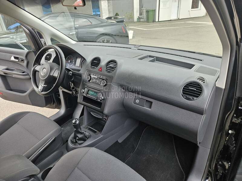 Volkswagen Caddy MAXI 7SED