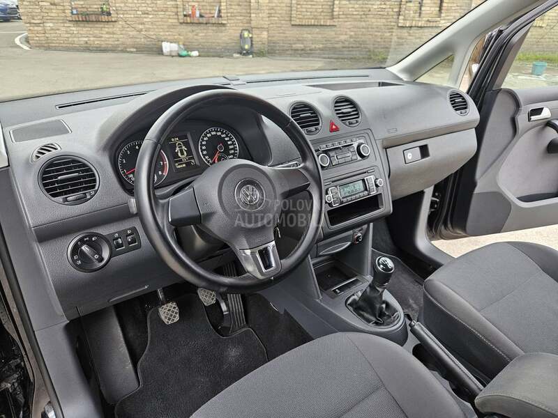 Volkswagen Caddy MAXI 7SED