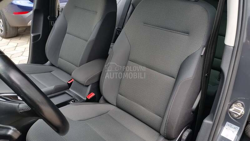 Volkswagen Golf 7 1.6 TDI IZVANNREDAN