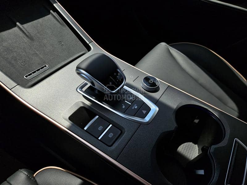 Chery FX 1.6 T-GDiNobleColor