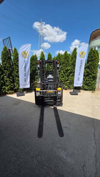 Komatsu FG20T