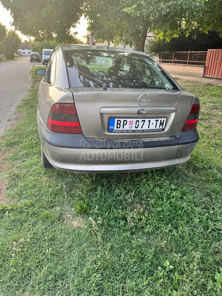 Opel Vectra B 
