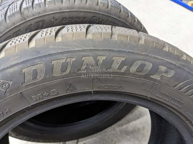 Dunlop 225/55 R17 Zimska