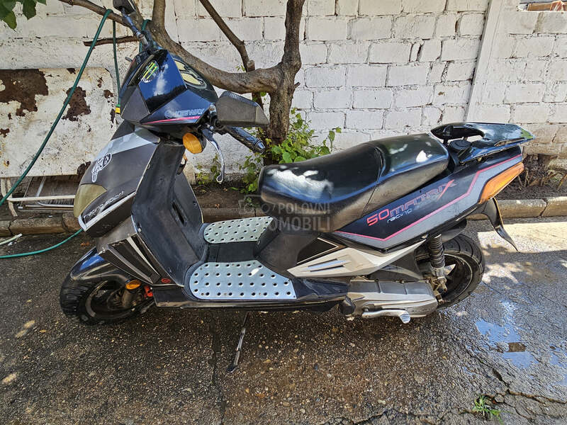 Keeway matrix 50