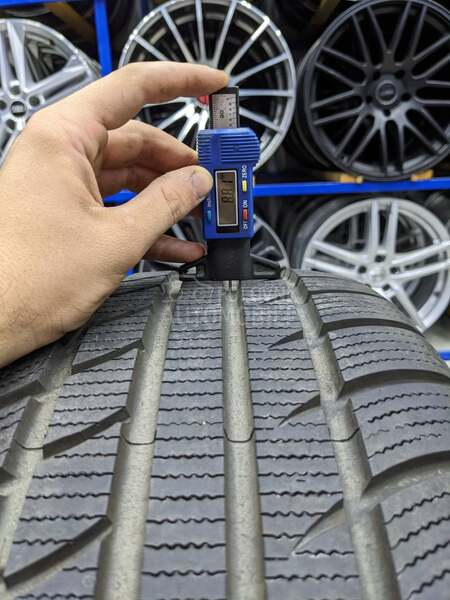 Tomket 245/45 R18 Zimska
