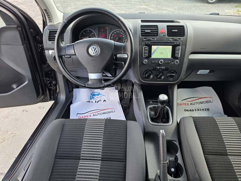 Volkswagen Golf 5 1.9 TDI N.A.V.I